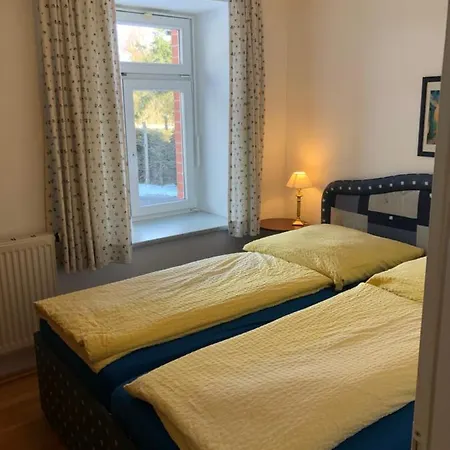 Gutshaus 게스트하우스 Bliesekow