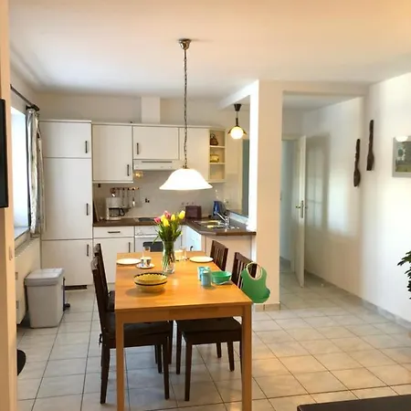 בית הארחה Gutshaus 3*