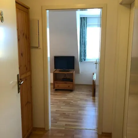 Gutshaus 게스트하우스 3*