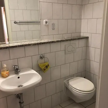 Gutshaus בית הארחה