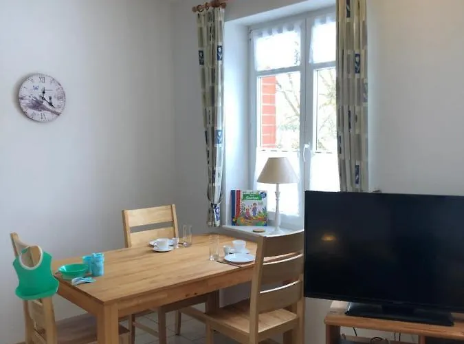 Gutshaus Guest house 3*